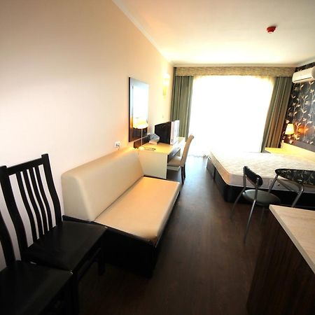 Menada Apartments In Grand Hotel Sveti Vlas Chambre photo