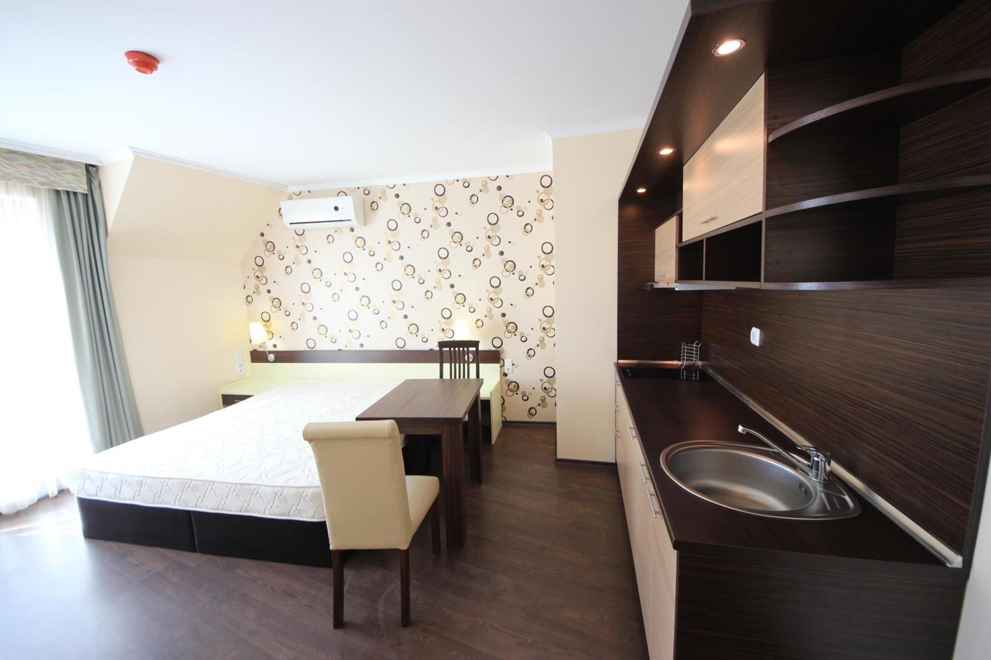 Menada Apartments In Grand Hotel Sveti Vlas Chambre photo